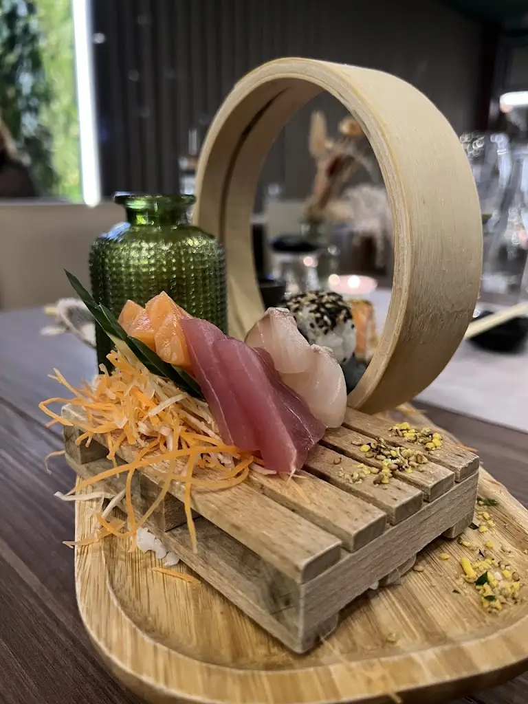 Viviana Shanks_Lago_Rio Meão_review