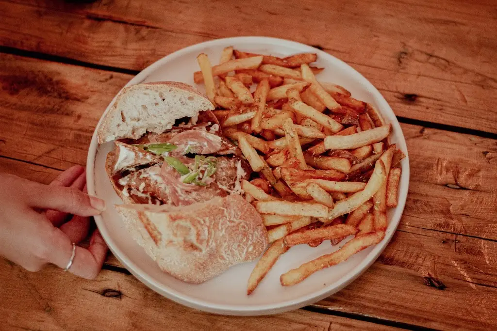 Restaurante Habitat Taberna Moderna_Montijo_slider_image_2