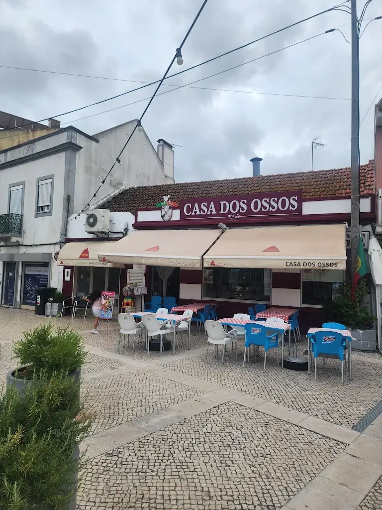 Luis Crespo_Casa Dos Ossos_Sarilhos Pequenos_review