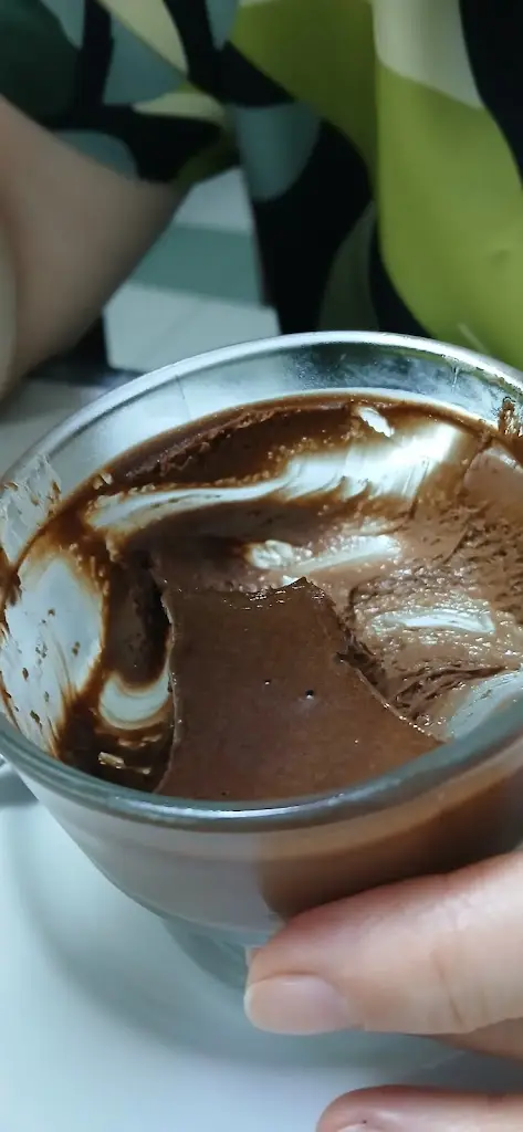 Armando Lopes_Casa Dos Ossos_Sarilhos Pequenos_review