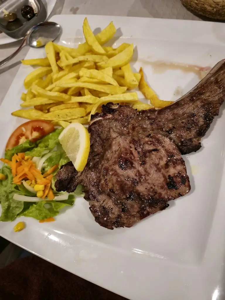 El Pibe sport bar_Sarilhos Pequenos_slider_image_3