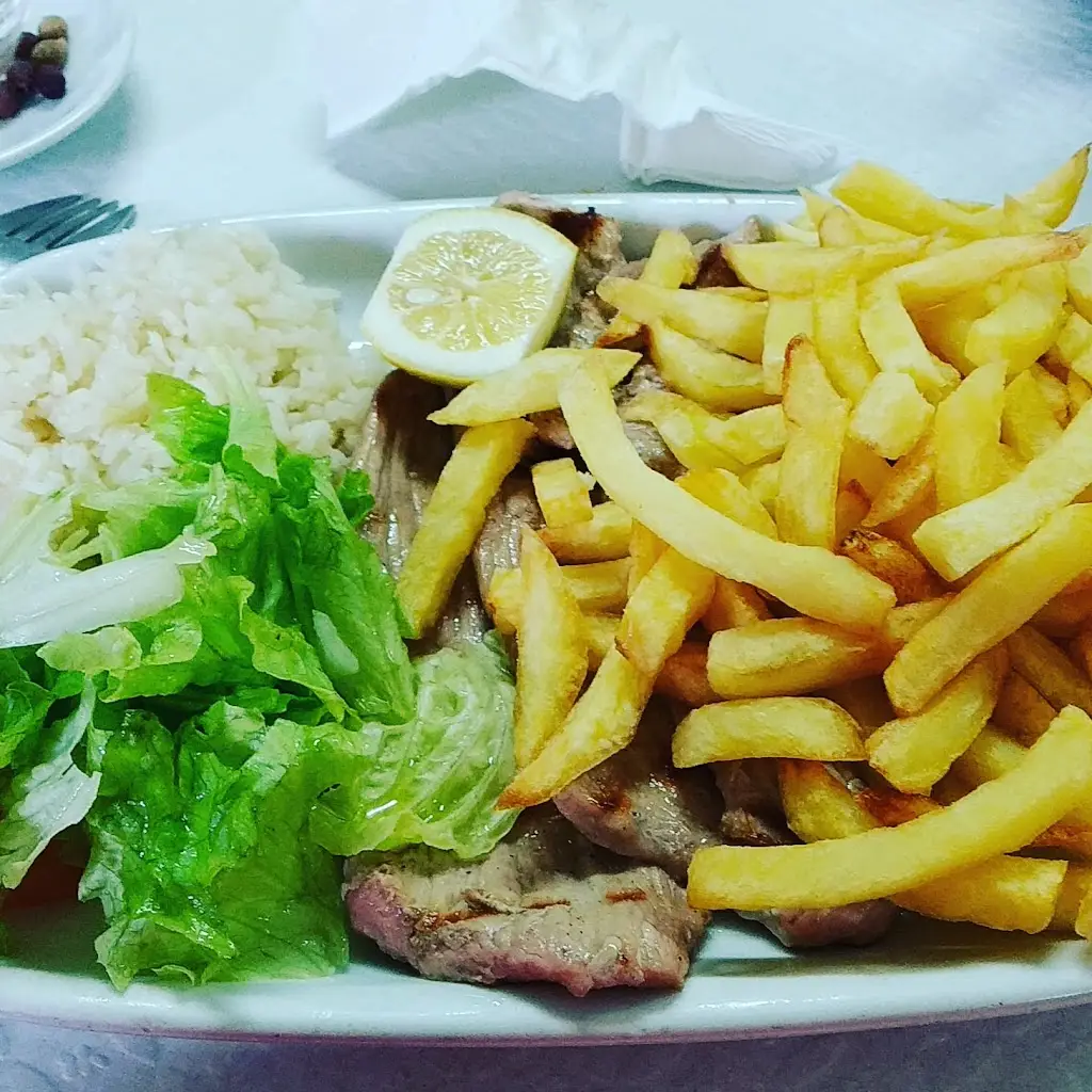 Rita Quendera_Restaurante O Fragateiro_Sarilhos Pequenos_recensione