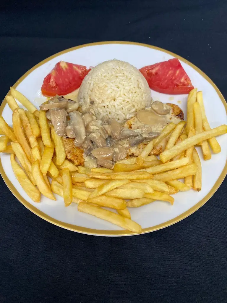 Há sarilhos na juventude_Sarilhos Pequenos_slider_image_2