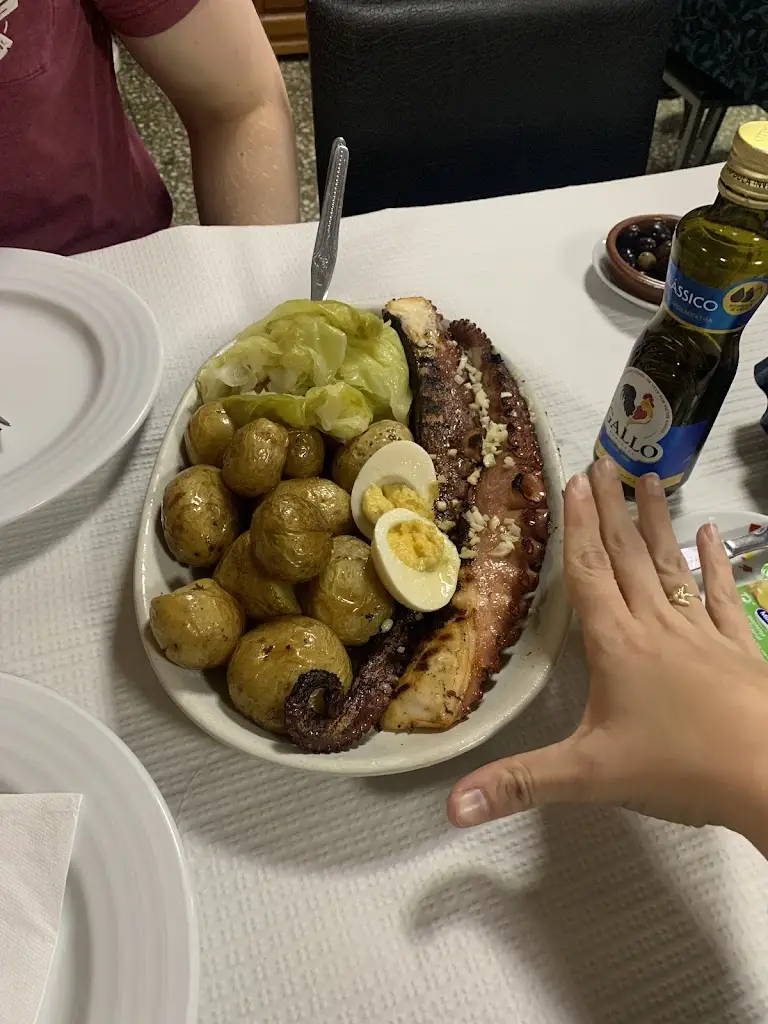 E K_Retiro da Cerca_Oliveira de Azemeis_reseña