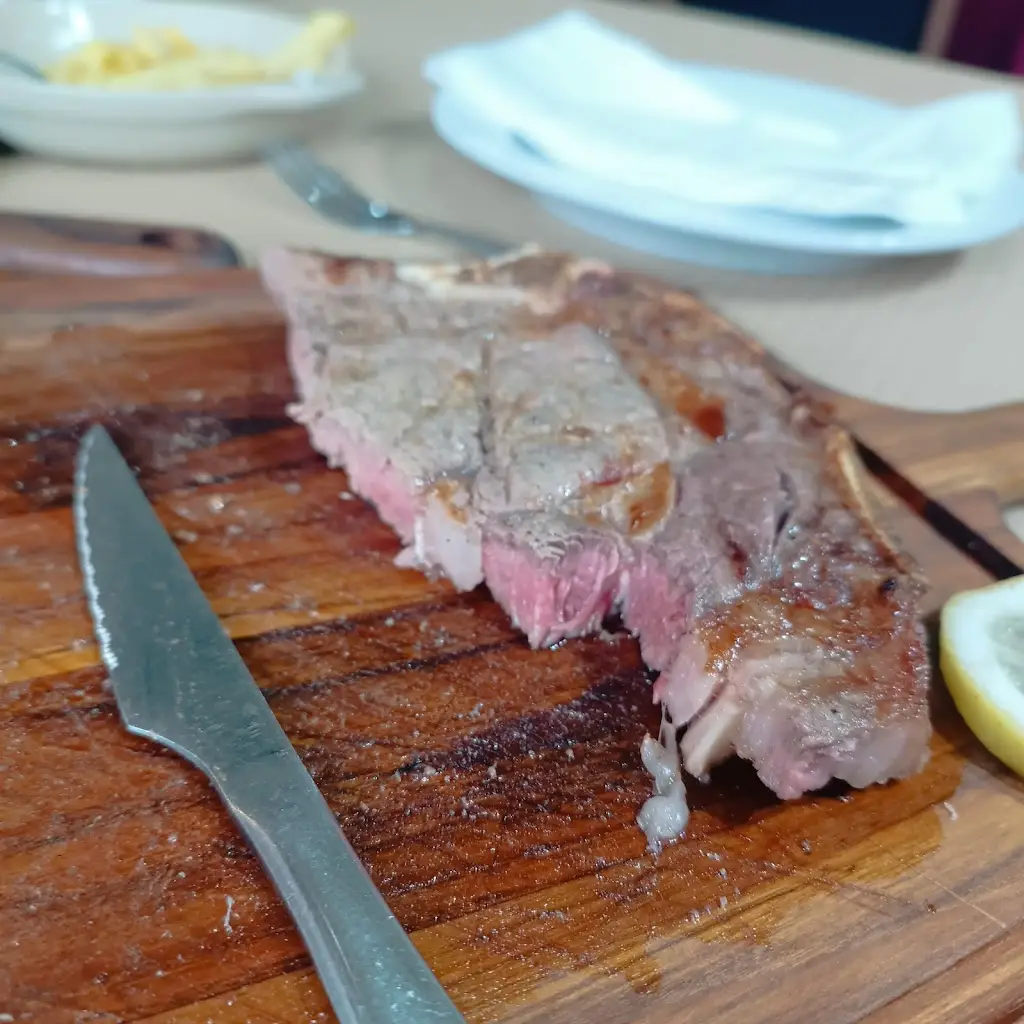 CC Loureiro_Casa Gonçalves - Restaurante e Pastelaria_Sarilhos Pequenos_recensione