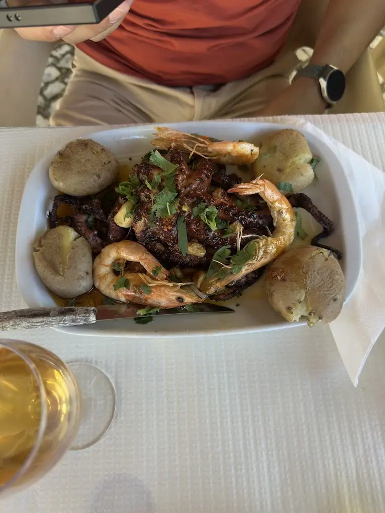 alysson pokrywiesky_Dom Petisco Restaurante & Petisqueira_Sobreda_recensione