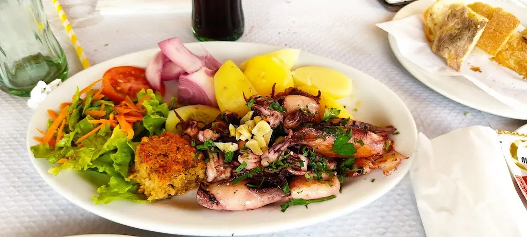 Menu_Restaurante Cantinho Do Cais_Fenais da Ajuda_immagine_9