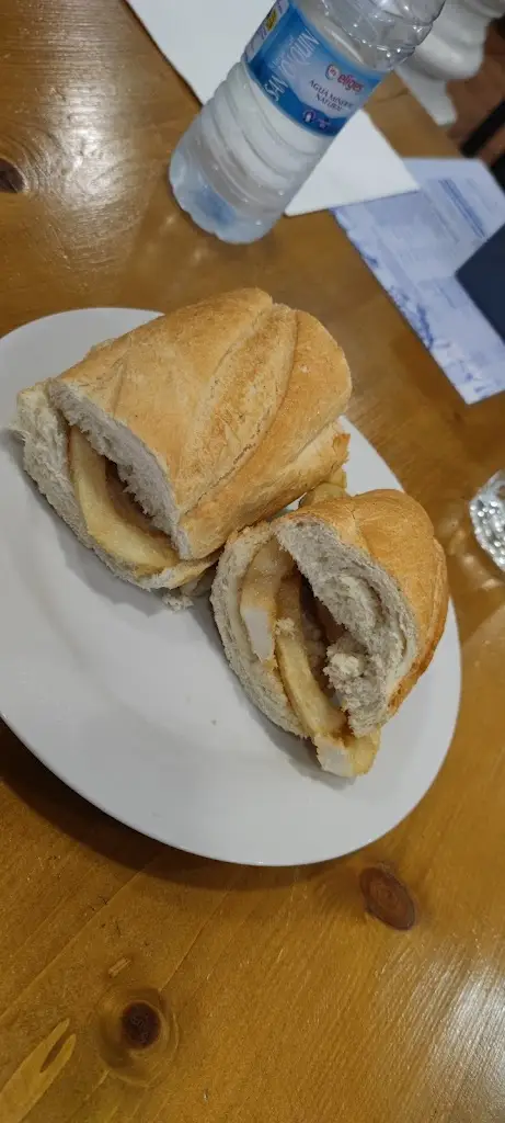 Menu_Coyratos Hamburgueria_Paredes de Coura_immagine_7