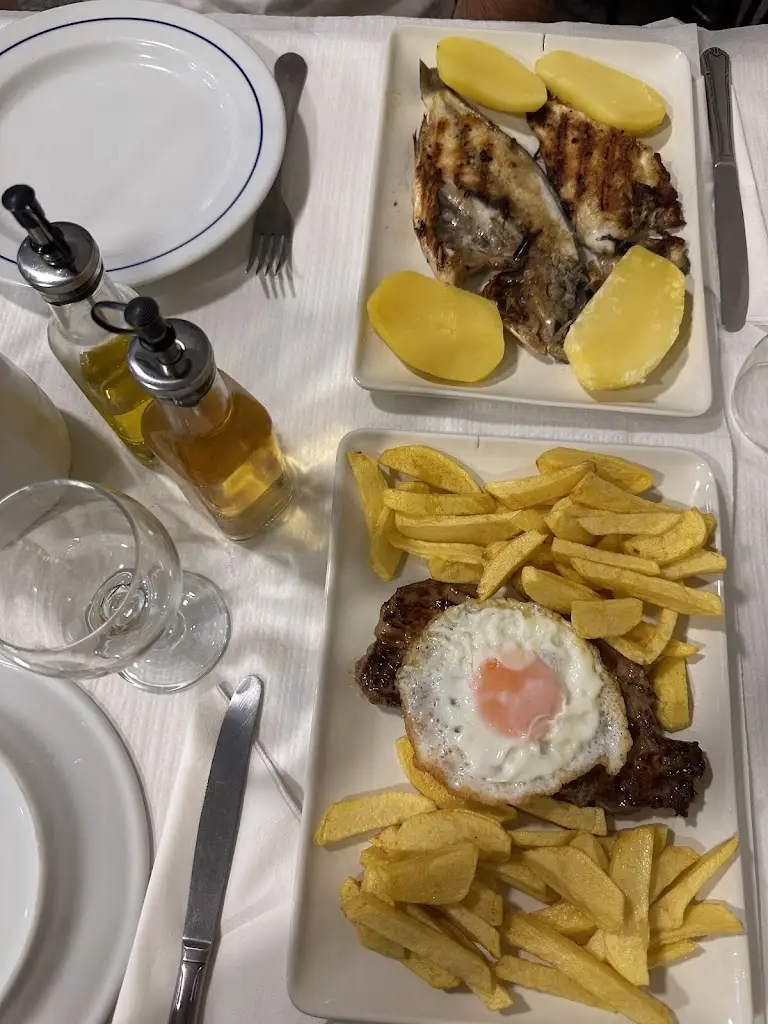 Filipa Correia_Snackbar O Furão_Paredes de Coura_recensione