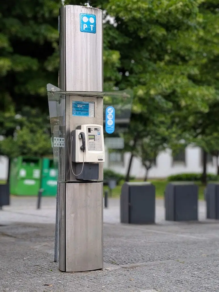 Café -- Churrasqueira -- Pizzaria La Elegancia ristorante a Paredes de Coura