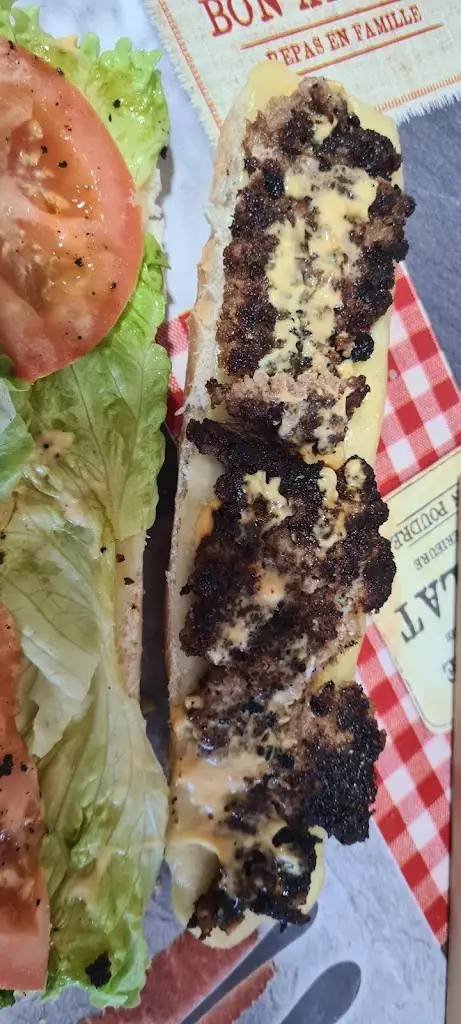 Café -- Churrasqueira -- Pizzaria La Elegancia_Paredes de Coura_slider_image_2