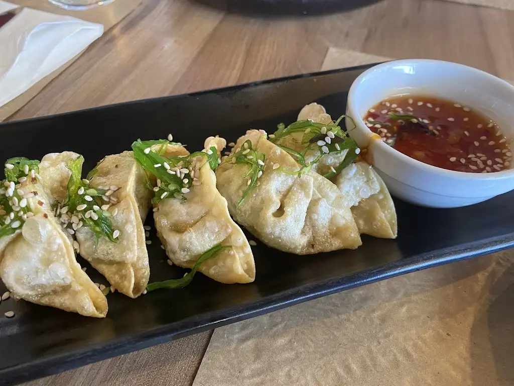 Fronteira Gastrobar-Tapas Wines Gins_Valença_slider_image_3