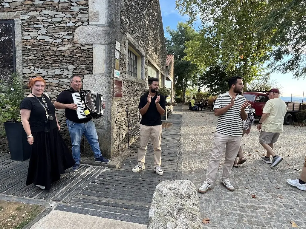 Adrienne DC_Enoteca - Quinta da Avessada_Favaios_recensione