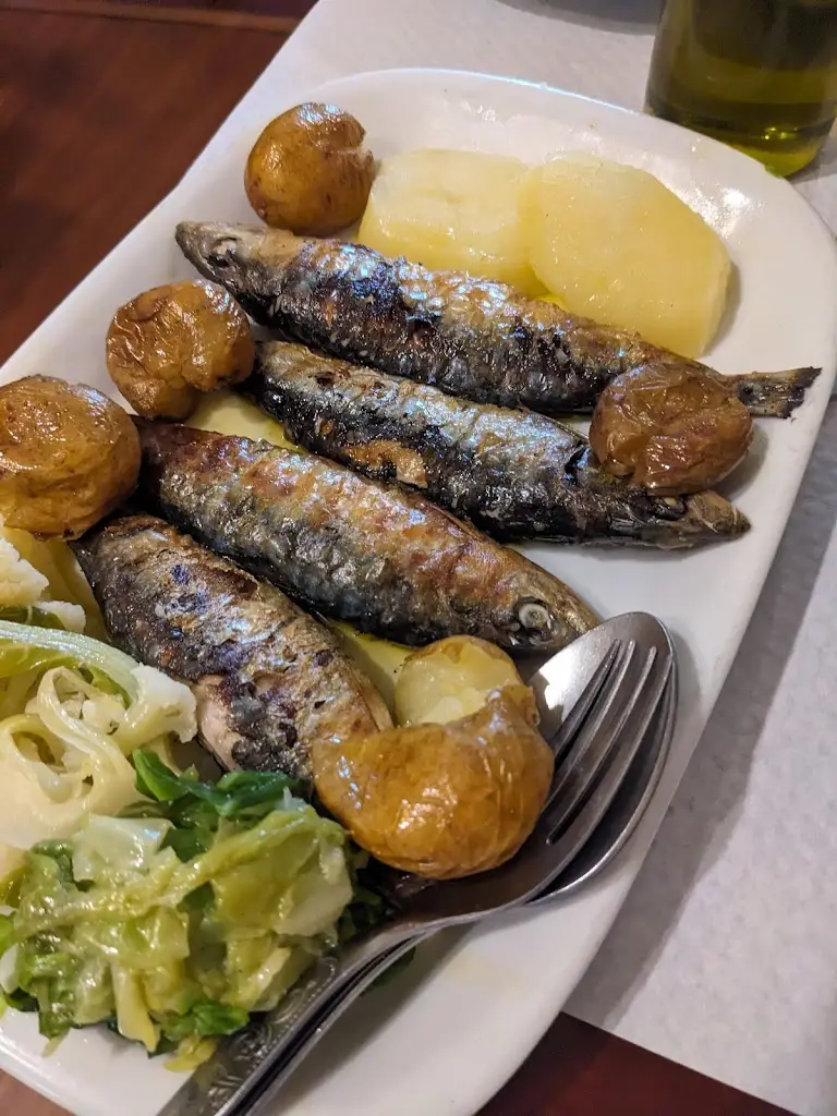 Stéphanie Ariel_Tasca do Zéquinha_Mesão Frio_review