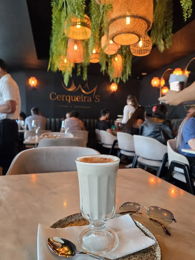 Zehra Khoja_Cerqueira’s Lounge & Restaurant_Viana do Castelo_reseña