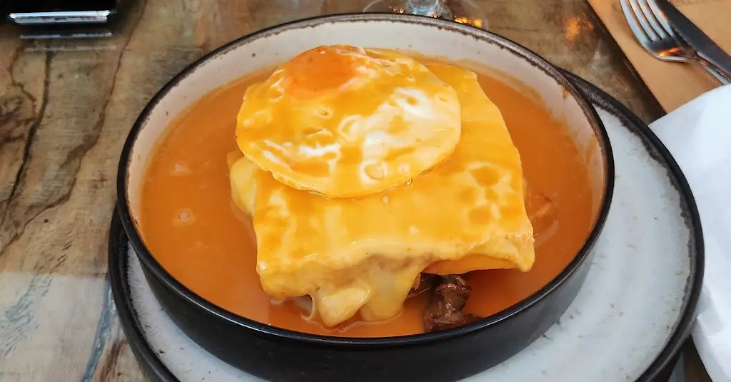 Anthony Bird_Cerqueira’s Lounge & Restaurant_Viana do Castelo_reseña