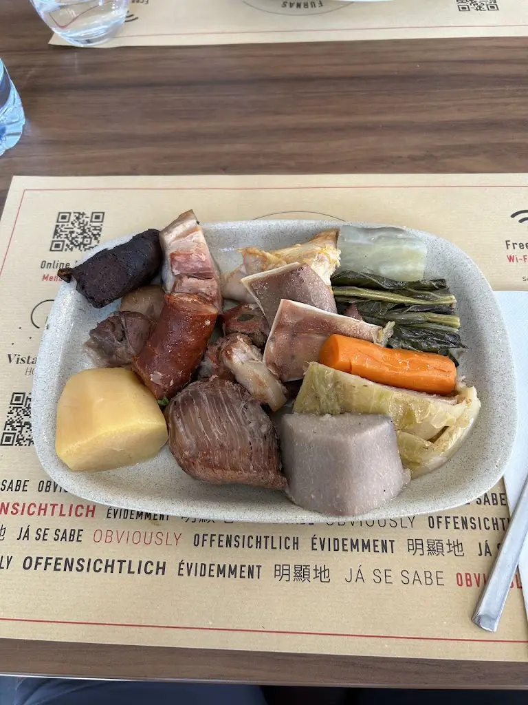 Emilio Esteve_Já Se Sabe_Fenais da Ajuda_recensione