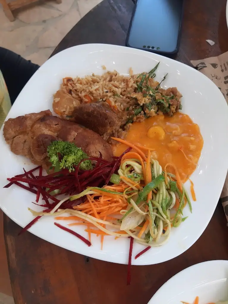 Rezi Tsetskhladze_Brasão_Ponte de Lima_recensione