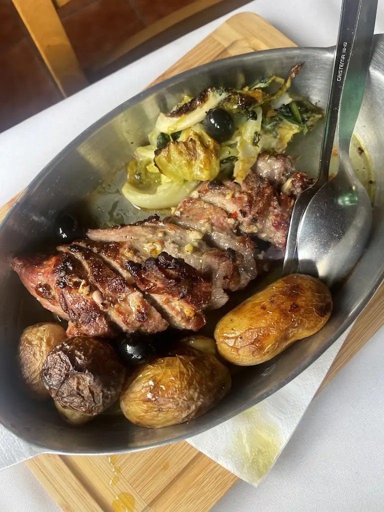 Trasie Phan_Eido do Bispo_Ponte de Lima_review