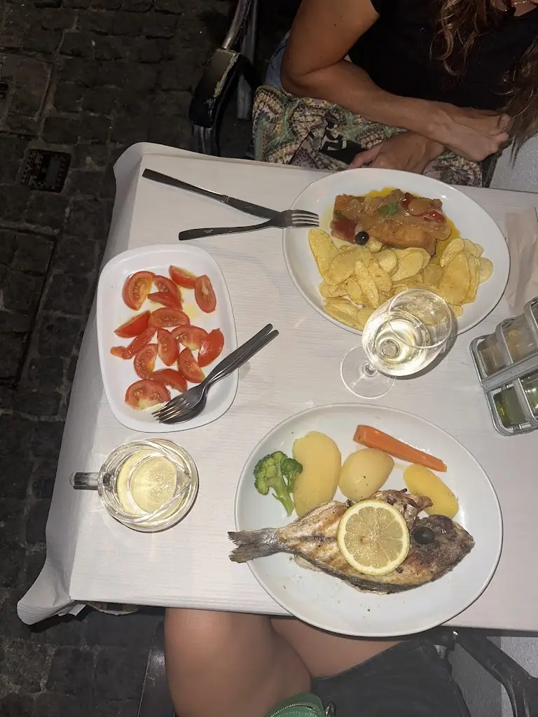 Marta Gonzalez_Rua D_Monção_recensione