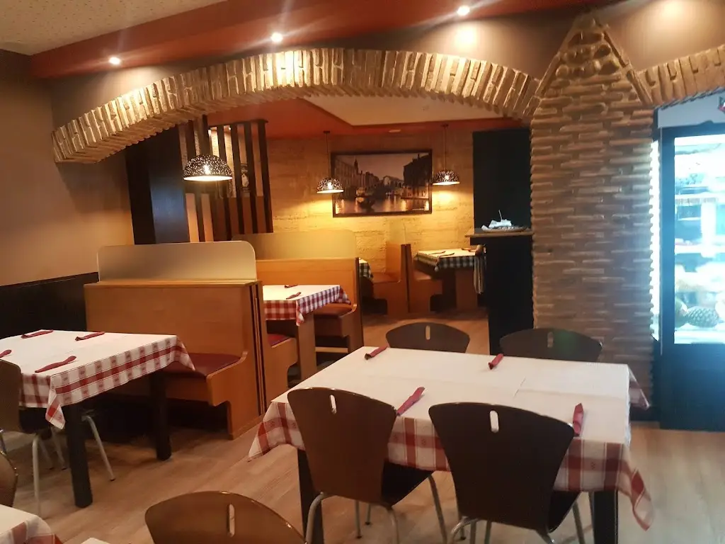 Mangiare Di Roma, Lda. ristorante a Monção