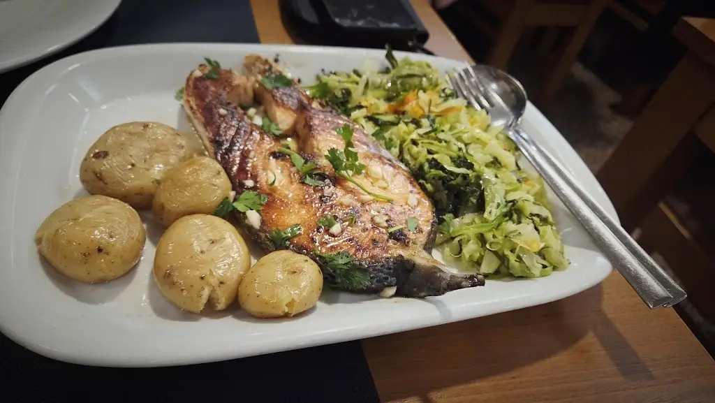 Deb and Matt Caldwell-Hyde_Restaurante Guardião_Monção_review