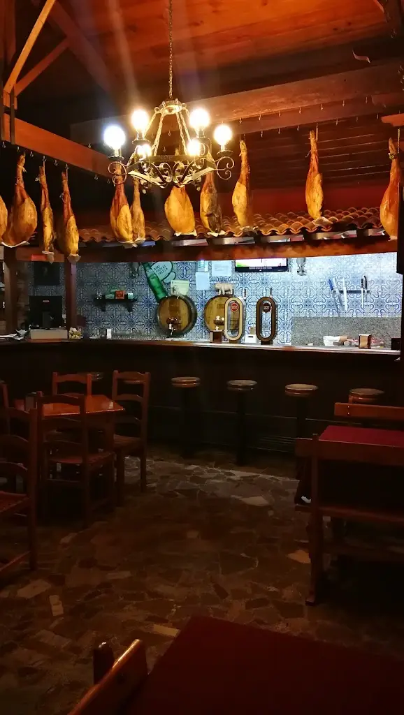 Resende dos Presuntos ristorante a Oliveira de Azemeis