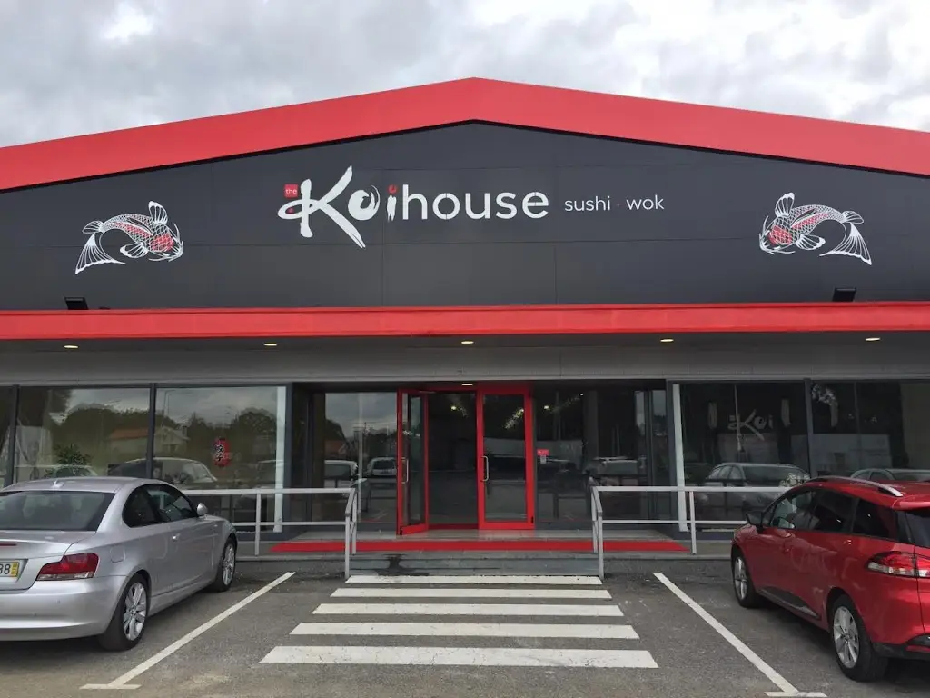 The Koi House_Monção_slider_image_1