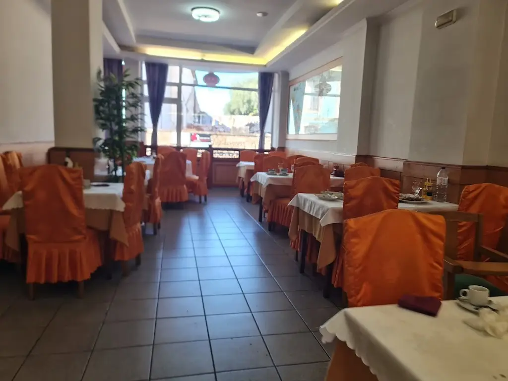 Hélder Bridges_Casa Satisfeito_Monção_review