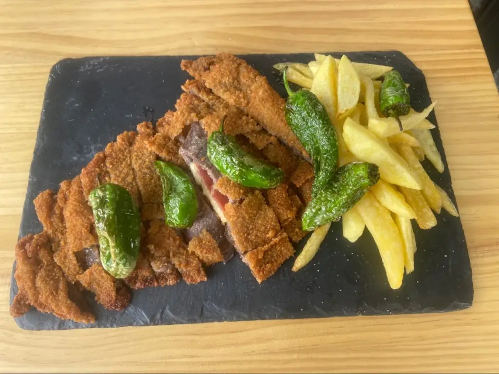 Tasquinha São Pedro (Comissão de Festas)_Sobreira_slider_image_2