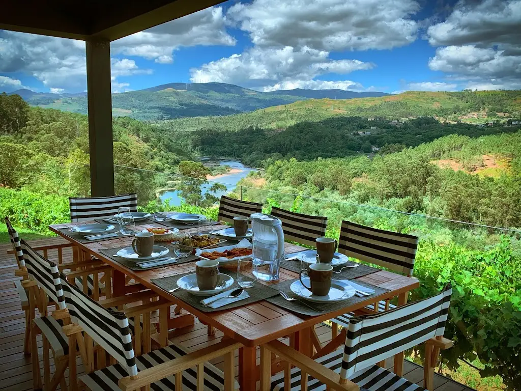 Alvarinho Encostas de Melgaço_Melgaço_slider_image_1