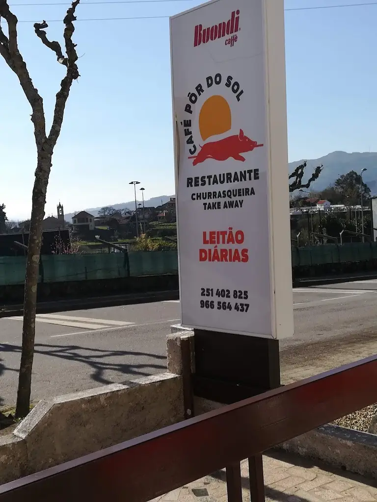 Cafe Por do Sol_Melgaço_slider_image_3