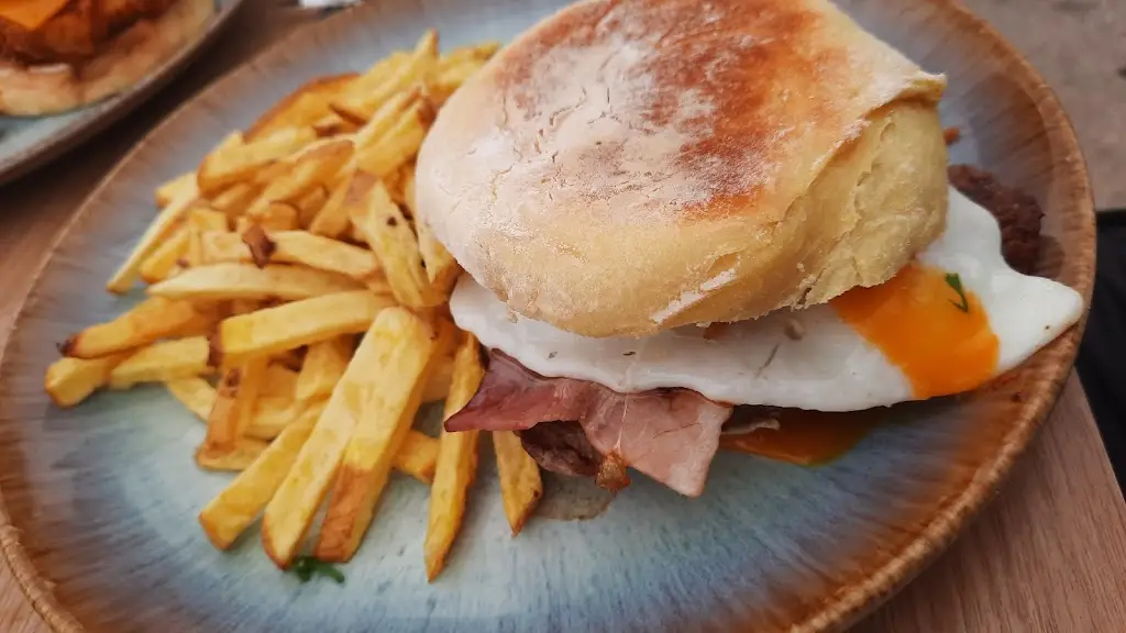 Menü_Burguesia Food Experience_Chaves_Bild_3