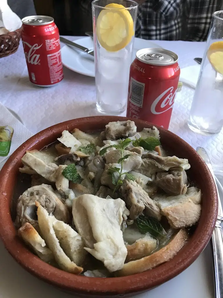 Zubair Mohamed_Restaurante O Milho_Aldeia Nova de São Bento_review