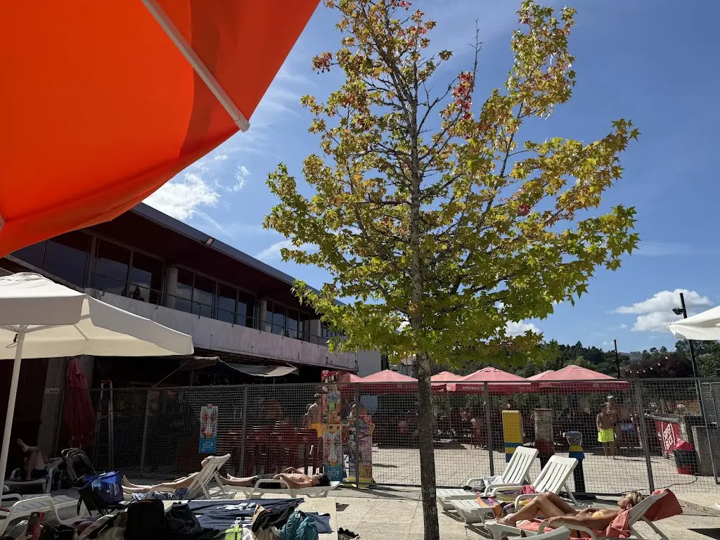 Joana Cerqueira Dumarest_Chill Out Caffe_Ponte da Barca_recensione