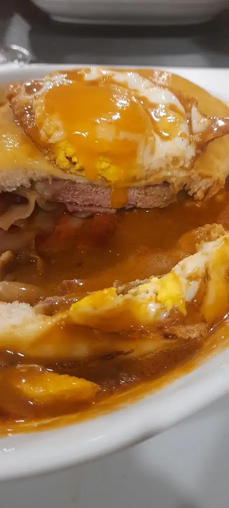 José Alberto Alberto_Varela - Churrasqueira & Hamburgueria_Ponte da Barca_reseña