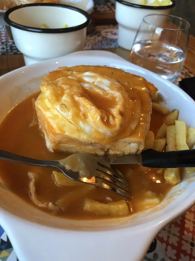 Carina Silva e Cunha_Mãe Aida_Ribeira de Pena_review