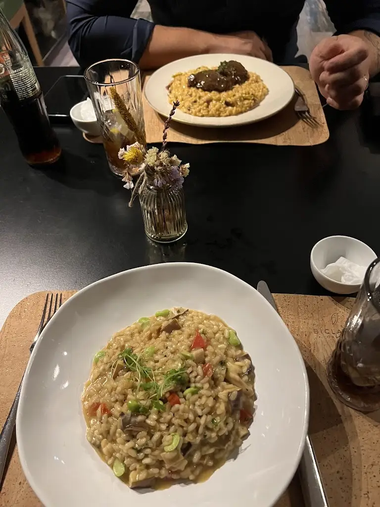 Sara Sousa_Biclaque Origens_Ribeira de Pena_recensione