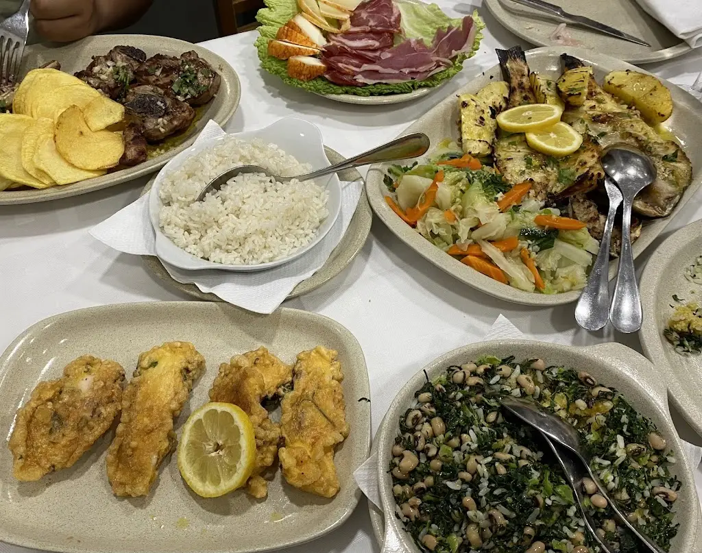 Cesar Joao_O Cantinho do Tito_Abraveses_review