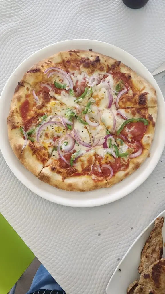 Pizzaria Cruz_Boticas_slider_image_2