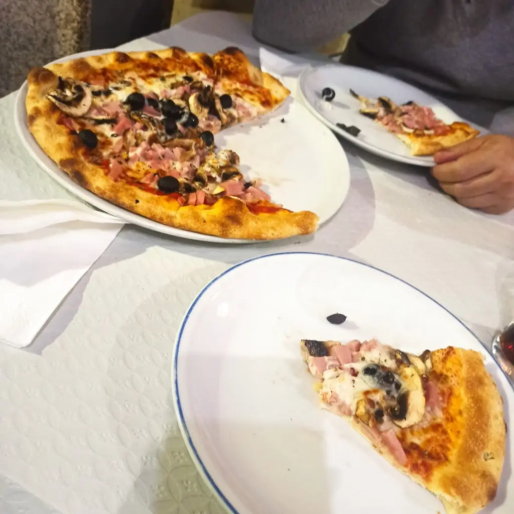 Pizzaria Cruz_Boticas_slider_image_3