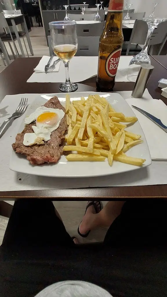 Candi Brito_Churrasqueira da Estação_Boticas_review