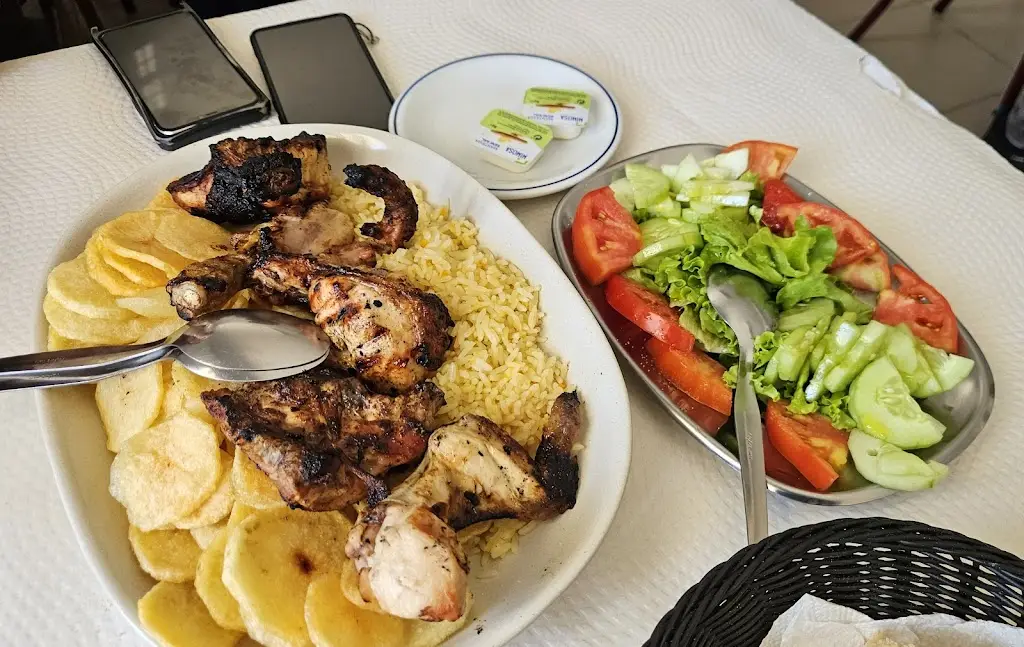 Café restaurante C&C_Boticas_slider_image_1