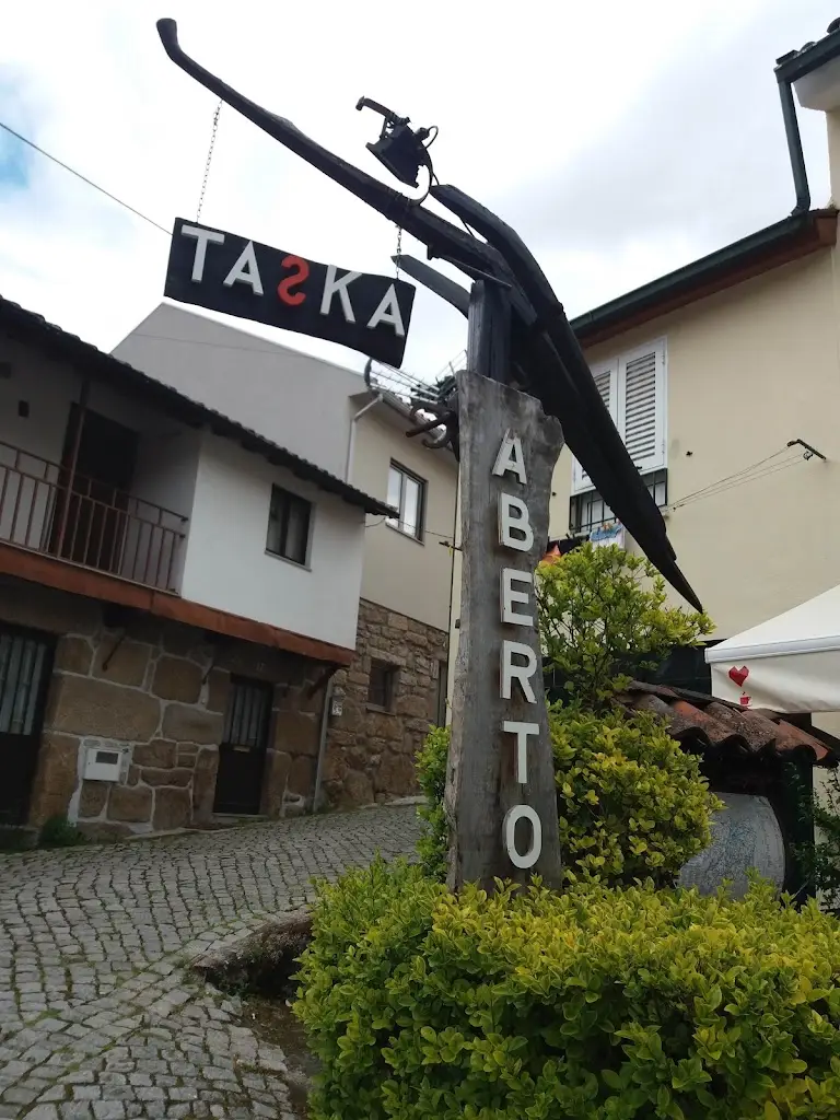 Ana Cristina Veloso_Taska Quim Barbeiro_Boticas_recensione