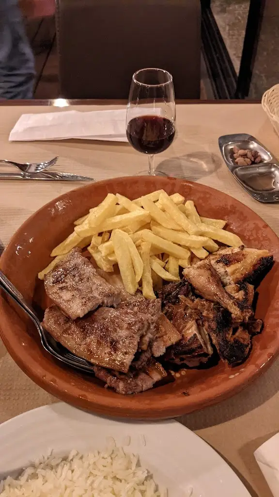 Dominik Parak_Mira o Douro Churrascaria_Armamar_recensione