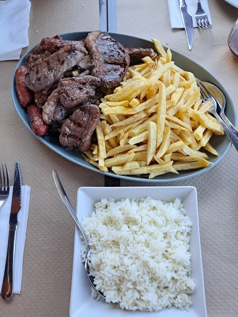 Mira o Douro Churrascaria_Armamar_slider_image_2