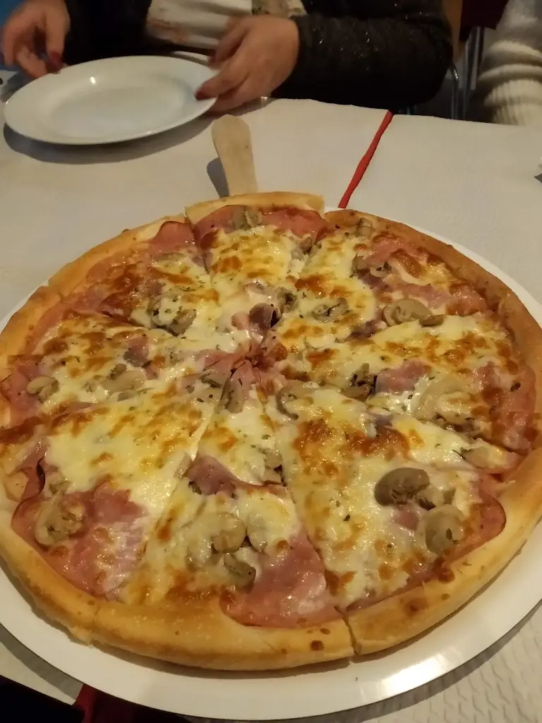 Menu_Gomes Pizzaria_Armamar_imagen_8