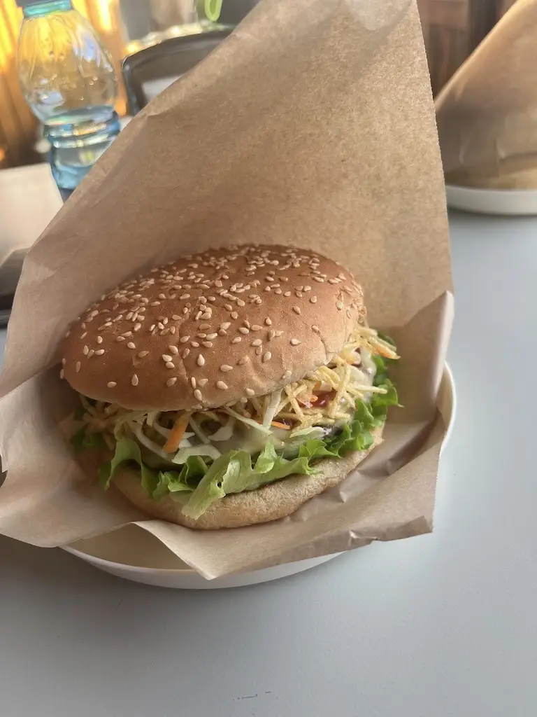 Marco M_Moofana_Fenais da Ajuda_reseña