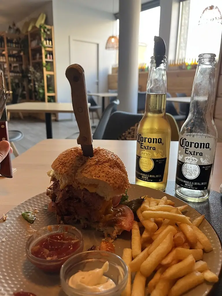 Jonas Pode_48&Pico_São João da Madeira_reseña