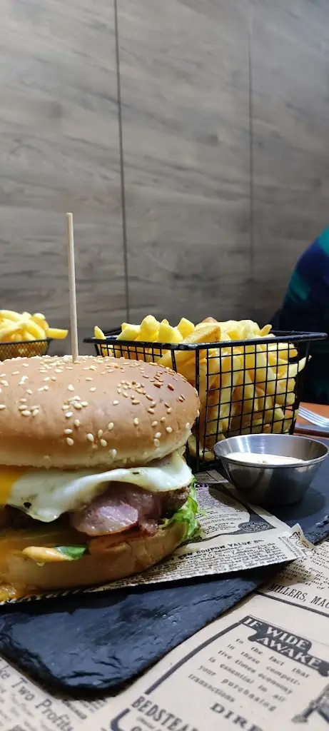 Menu_Lobo Mau Cafetaria_Canas de Senhorim_immagine_6